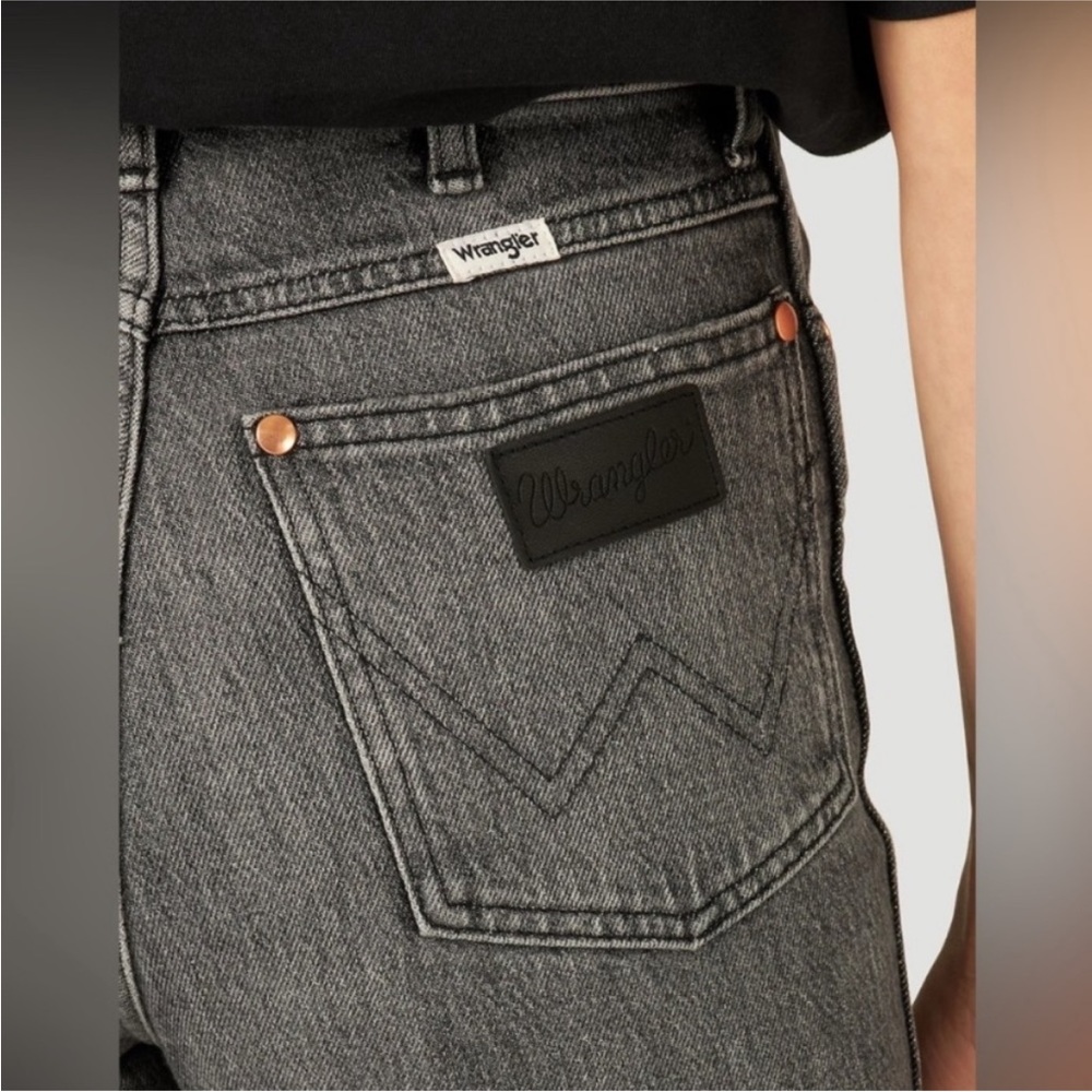 Wrangler Gray Flare Jeans - Picture 2 of 9